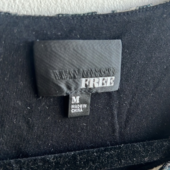 ARITZIA Blouse - Picture 3 of 3